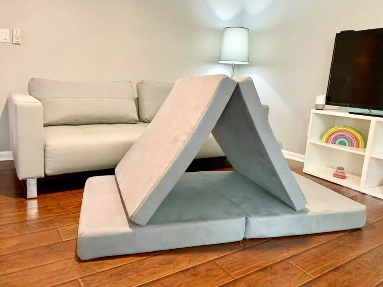 Nugget Couch Tent (or Tunnel)