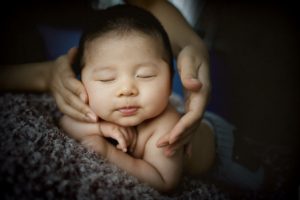 Nugget Comfort | Newborn Photography