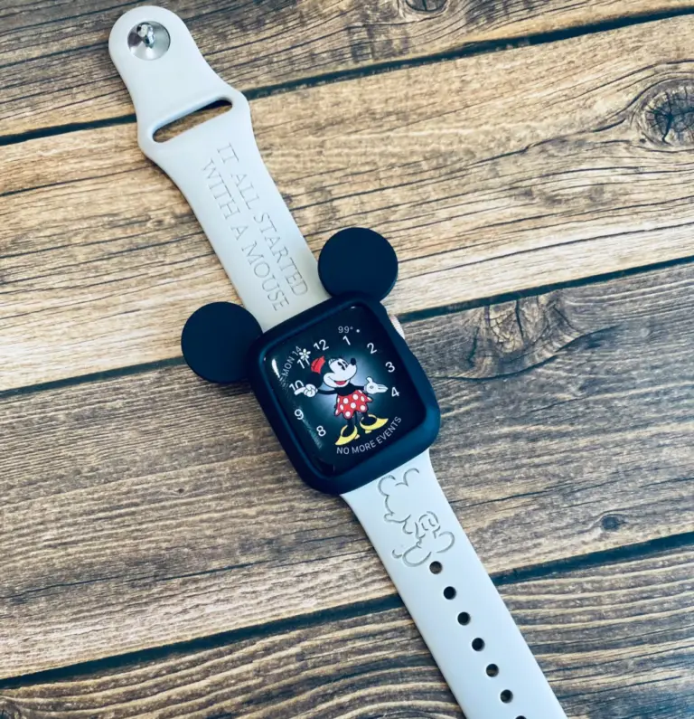 Disney Gift for Adults - Mickey Applewatch